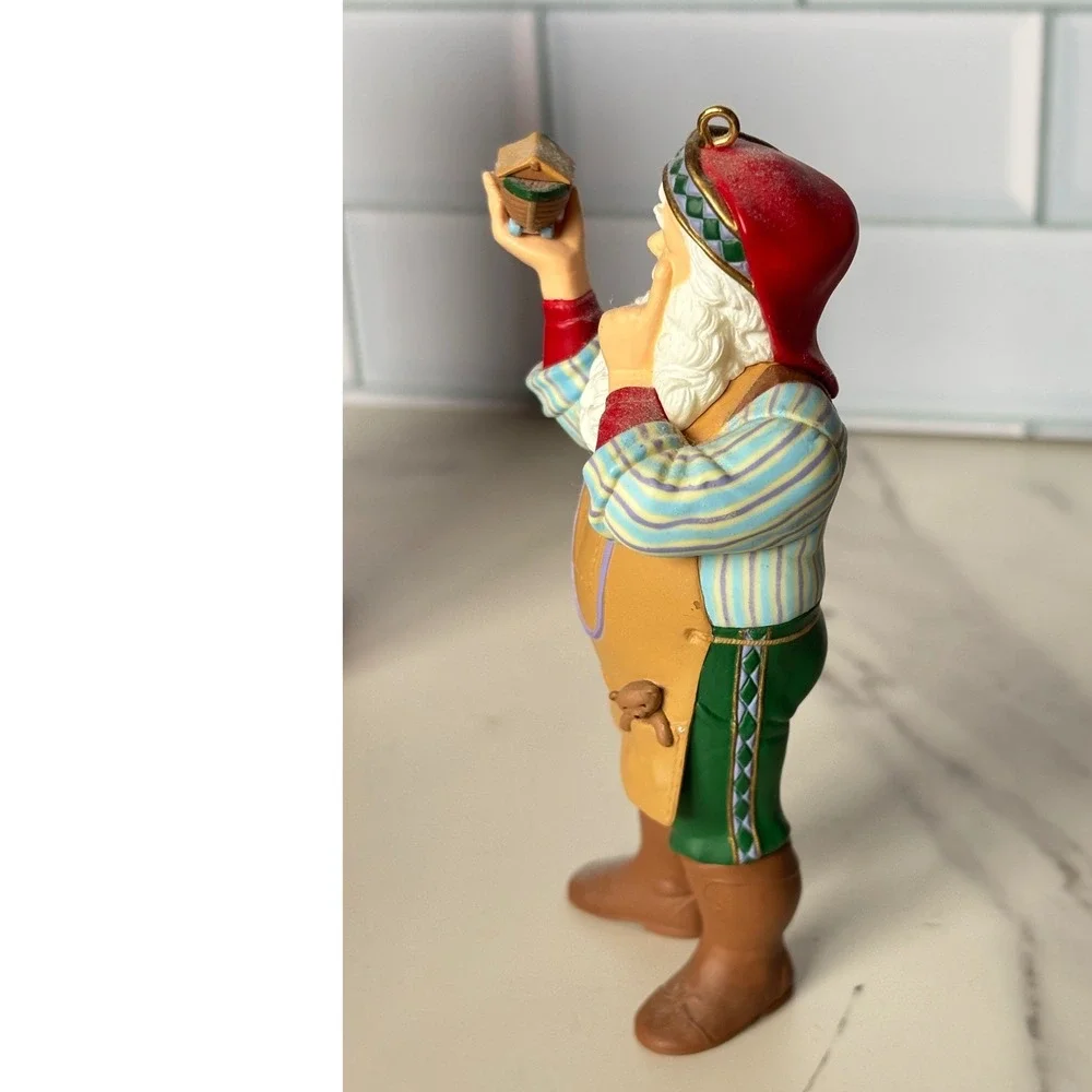 Hallmark Keepsake 1999 The Toymakers Gift Santa Membership Ornament Robert Chad